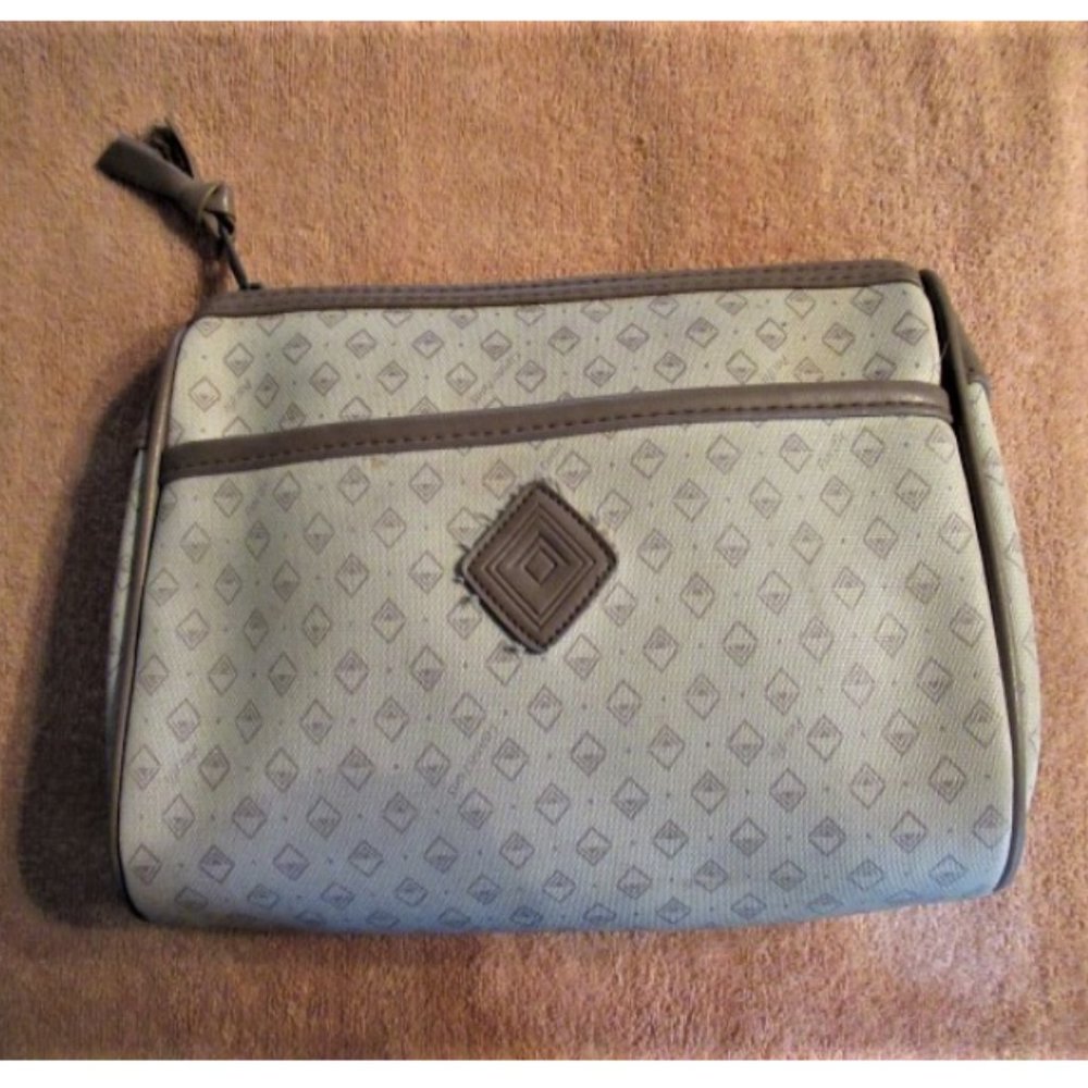 clutch bag, 2 inner & 1 outer pockets, zippered, diamond-pattern, brown-edged